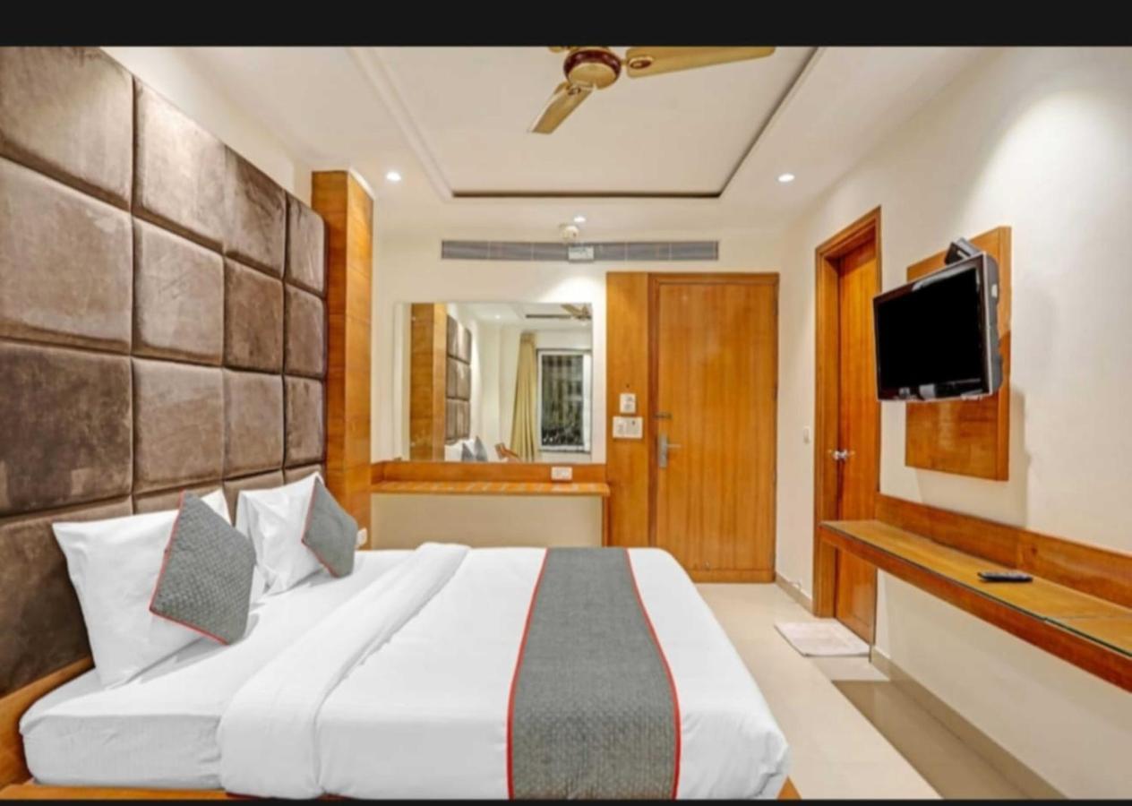 Hotel Fortuner, Karol Bagh, New Delhi מראה חיצוני תמונה