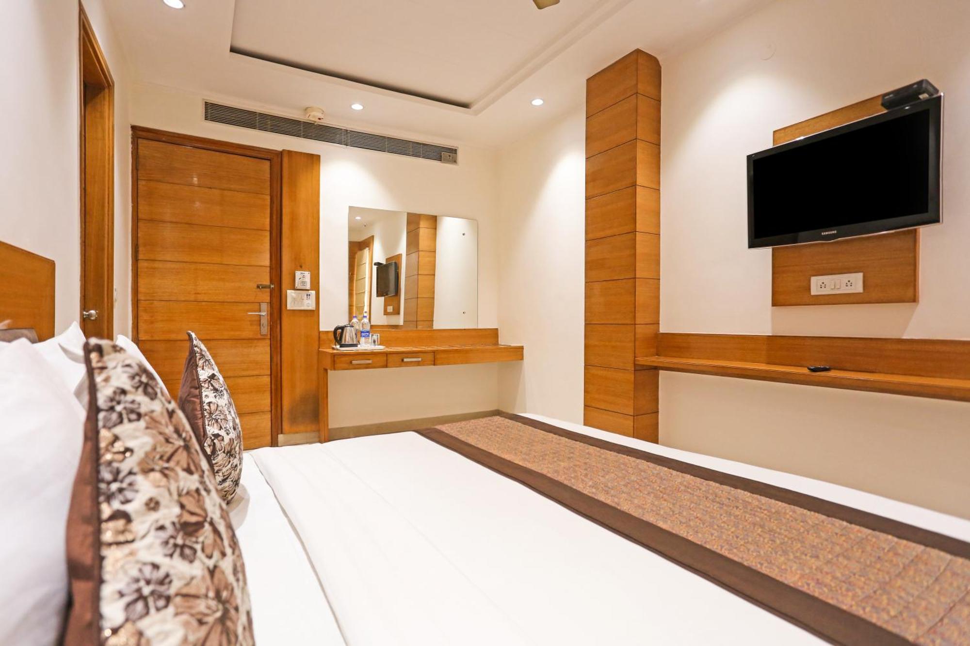 Hotel Fortuner, Karol Bagh, New Delhi מראה חיצוני תמונה