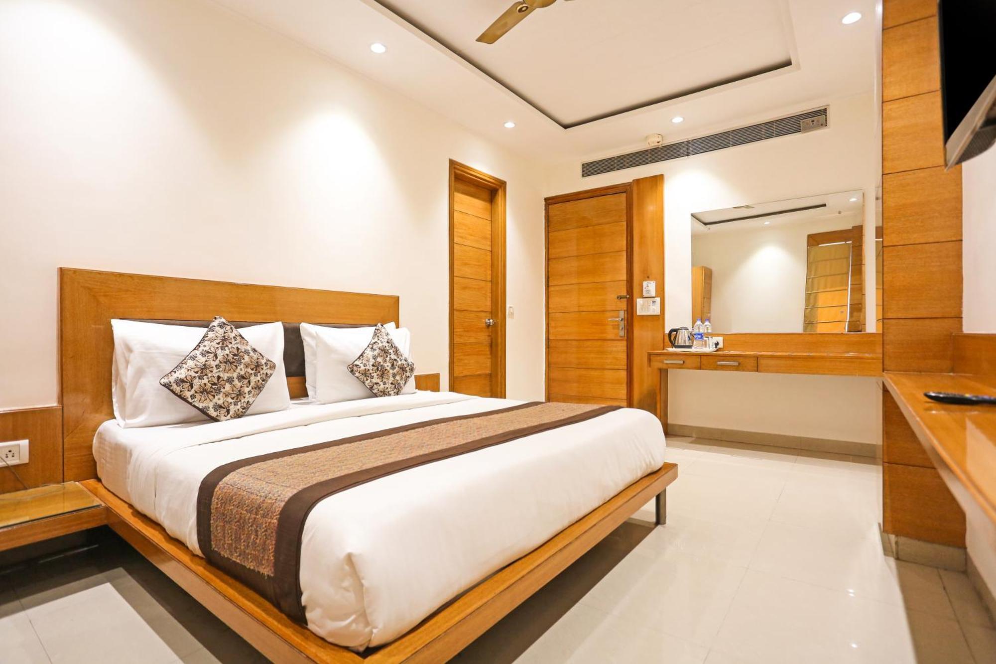 Hotel Fortuner, Karol Bagh, New Delhi מראה חיצוני תמונה