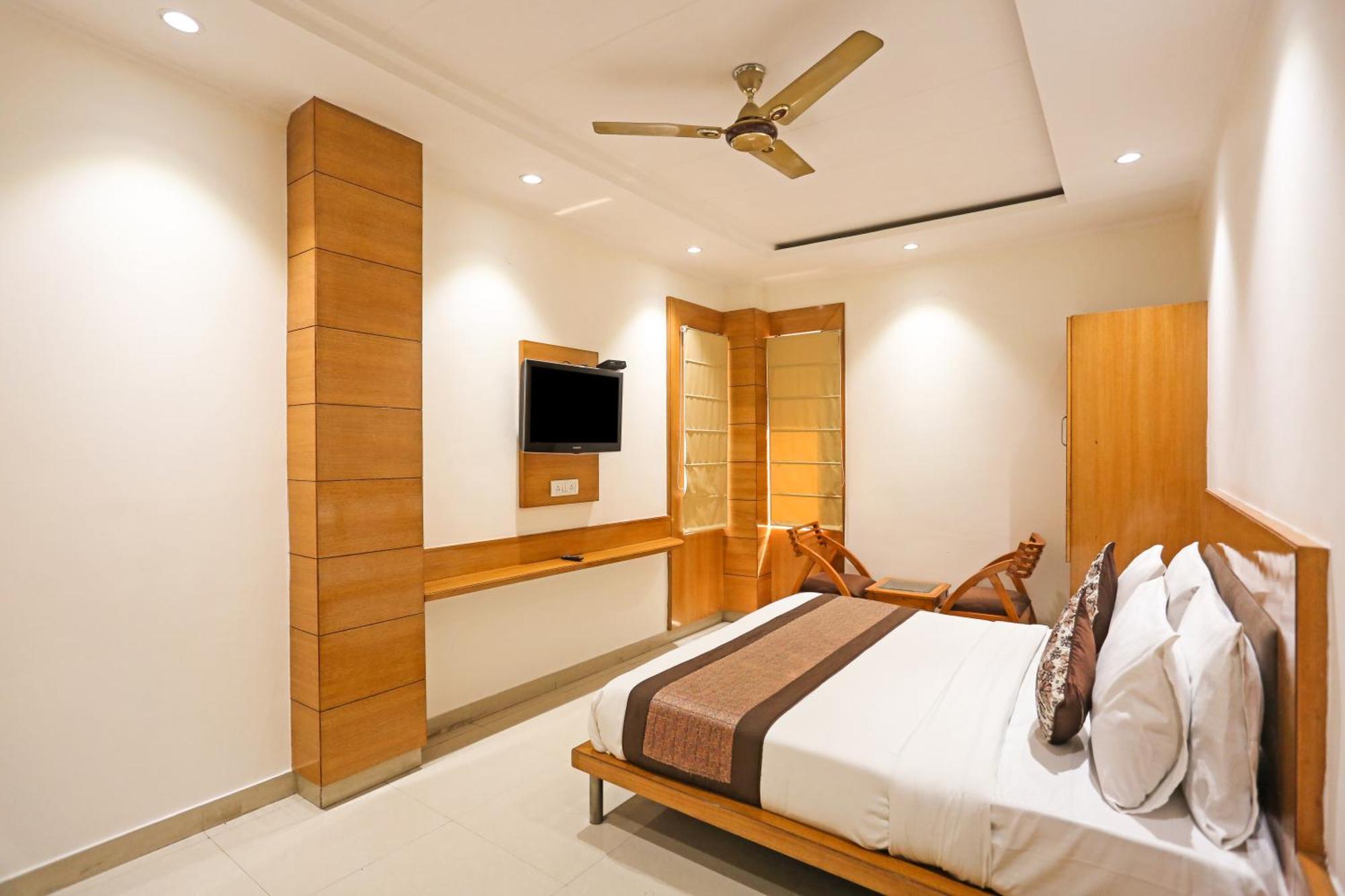 Hotel Fortuner, Karol Bagh, New Delhi מראה חיצוני תמונה